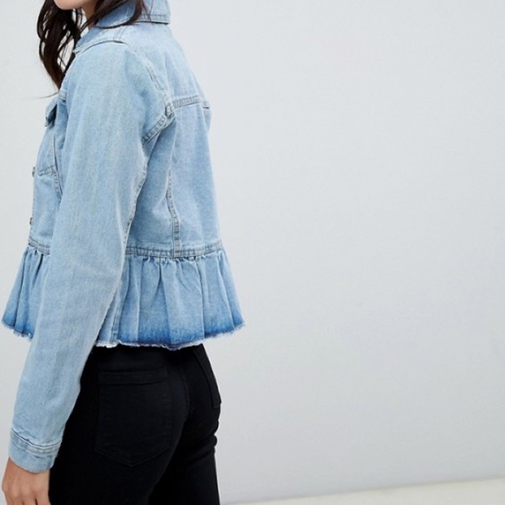 Ruffle Crop Light Jean Jacket
